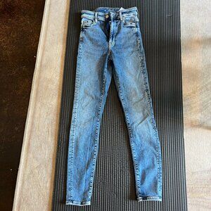 H&M high waist skinnies